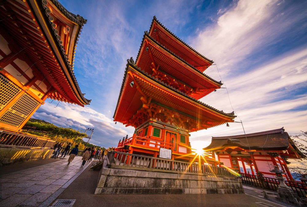 Kiyomizu-dera, Kyoto A Zen Experience