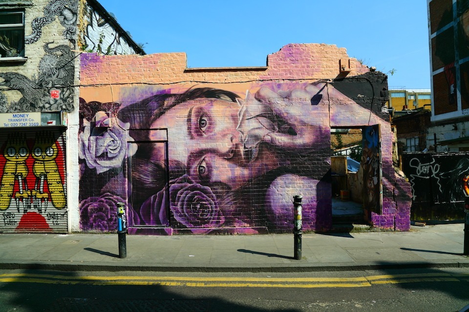 London, England: A Hub of Creativity Grafitty